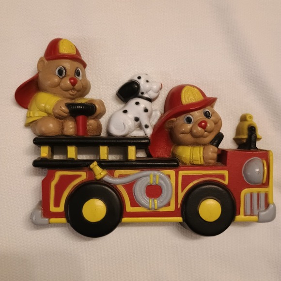 Home Interiors Fire Truck Wall Art - VTG Bear FIREFIGHTER Plaques circa 1990 - Picture 2 of 7